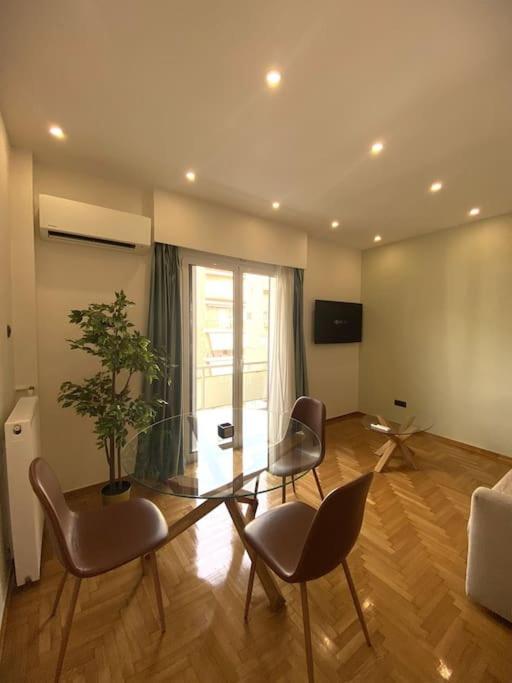 Mary's Haven Near Metro Station And Acropolis Apartment